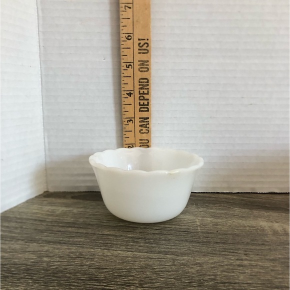 Vtg Fire King Milk Glass Custard Bowls - Picture 8 of 13